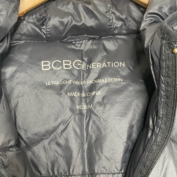 BCBGeneration Ultra Lightweight Packable Down Black Jacket size M - Picture 5 of 6